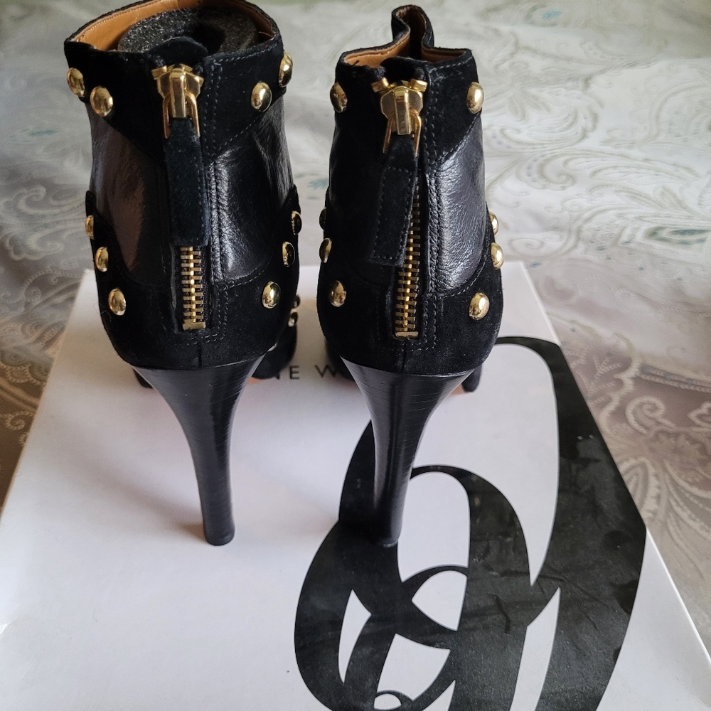 Booties - Picture 3 of 4